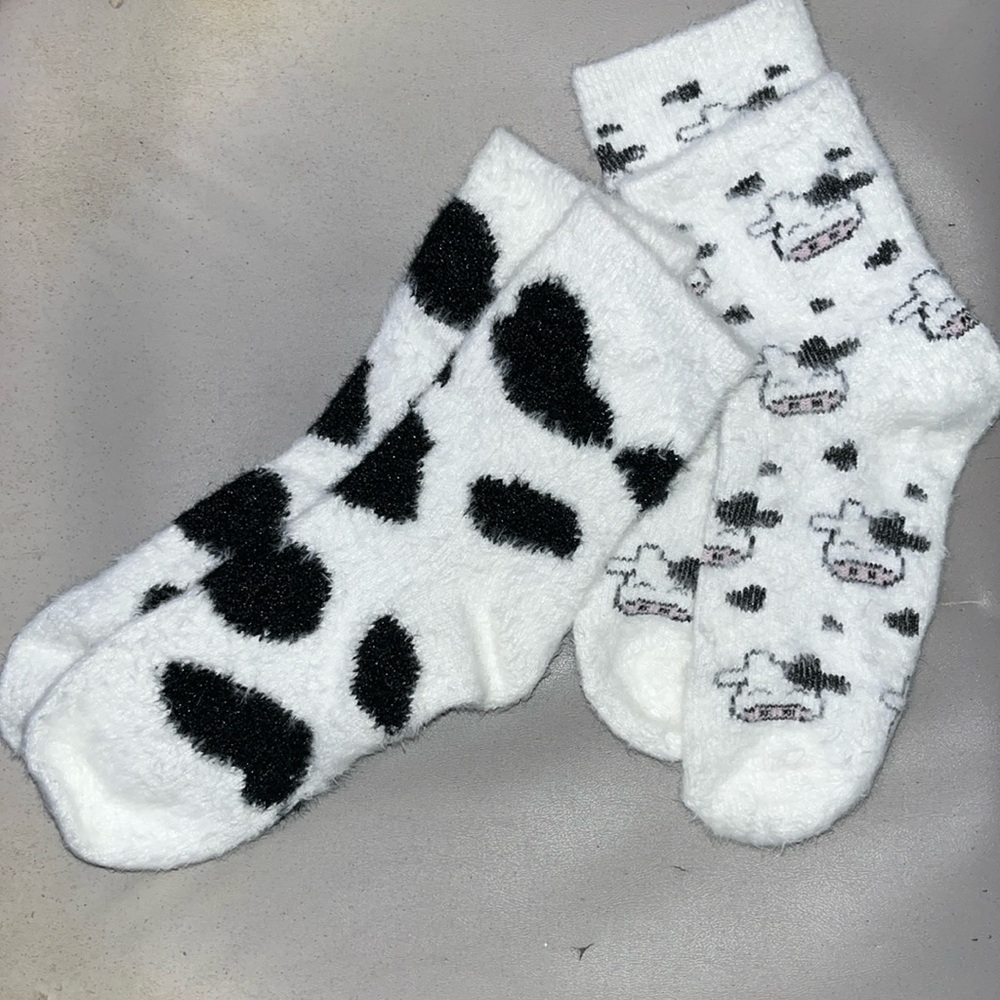 Cow Fuzzy Sock Set